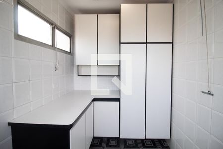 Apartamento para alugar com 97m², 3 quartos e 1 vagaÁrea de serviço