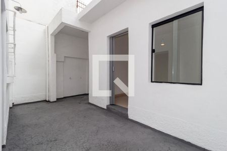 Casa para alugar com 130m², 3 quartos e 1 vaga Casa para alugar com 130m², 3 quartos e 1 vagaQuintal