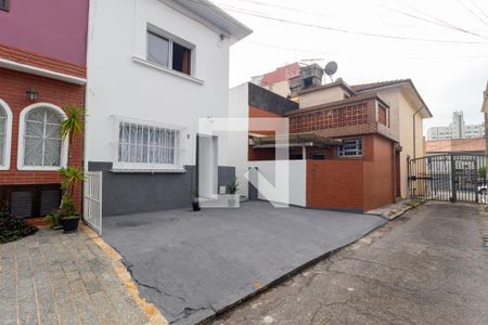Casa para alugar com 130m², 3 quartos e 1 vaga Casa para alugar com 130m², 3 quartos e 1 vagaGaragem