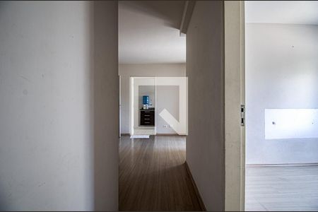 corredor comodos_2 de apartamento à venda com 1 quarto, 63m² em Vila Caraguatá, São Paulo