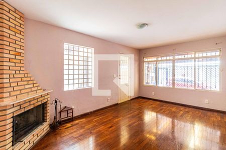 Sala de casa à venda com 3 quartos, 140m² em Ferreira, São Paulo