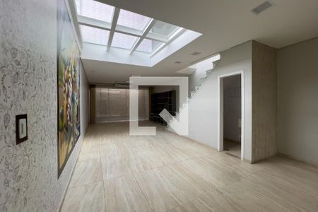 Sala de casa à venda com 2 quartos, 229m² em Ipiranga, São Paulo