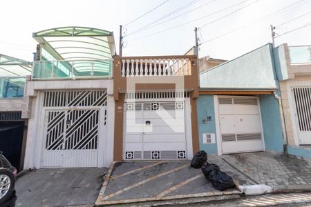 Casa à venda com 90m², 2 quartos e 1 vagaFachada