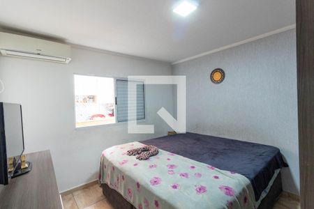 Quarto 1 de casa à venda com 2 quartos, 90m² em Jardim Três Marias, São Paulo