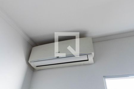 Quarto 1 de casa à venda com 2 quartos, 90m² em Jardim Três Marias, São Paulo