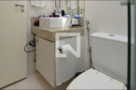 Casa de condomínio à venda com 77m², 2 quartos e 1 vaga Casa de condomínio à venda com 77m², 2 quartos e 1 vagaBanheiro do Quarto 2