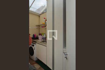 Casa de condomínio à venda com 77m², 2 quartos e 1 vaga Casa de condomínio à venda com 77m², 2 quartos e 1 vagaÁrea de Serviço