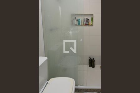 Casa de condomínio à venda com 77m², 2 quartos e 1 vaga Casa de condomínio à venda com 77m², 2 quartos e 1 vagaBanheiro do Quarto 2