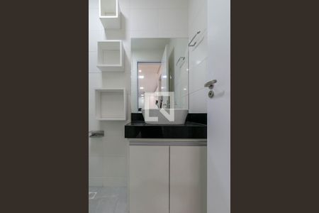 Apartamento para alugar com 43m², 2 quartos e 1 vaga Apartamento para alugar com 43m², 2 quartos e 1 vagaBanheiro Social