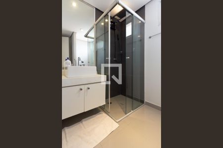 Apartamento à venda com 74m², 1 quarto e 1 vaga Apartamento à venda com 74m², 1 quarto e 1 vagaBanheiro