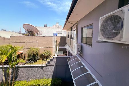 Casa à venda com 385m², 5 quartos e 3 vagasVista