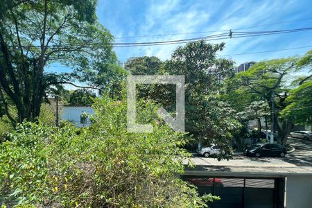 Casa à venda com 385m², 5 quartos e 3 vagasVista