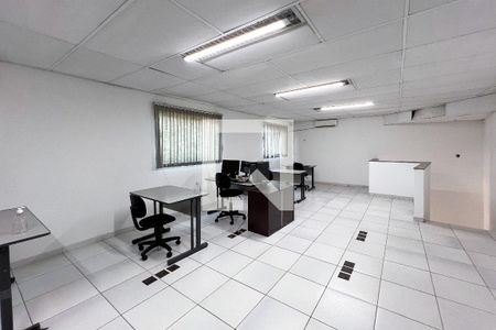 Casa à venda com 385m², 5 quartos e 3 vagasSalão de Festas