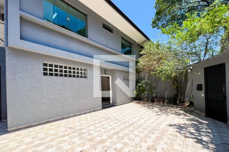 Casa à venda com 385m², 5 quartos e 3 vagasGaragem