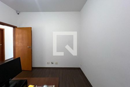 Casa à venda com 385m², 5 quartos e 3 vagasQuarto 2