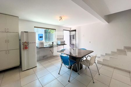 Casa à venda com 385m², 5 quartos e 3 vagasCozinha