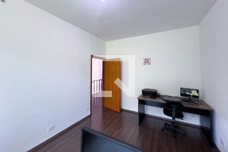 Casa à venda com 385m², 5 quartos e 3 vagasQuarto 