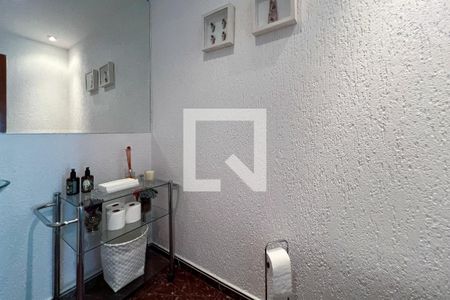 Casa à venda com 385m², 5 quartos e 3 vagasLavabo