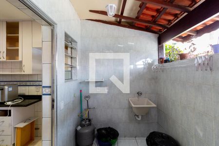 Casa de condomínio à venda com 139m², 3 quartos e 1 vaga Casa de condomínio à venda com 139m², 3 quartos e 1 vagaÁrea de Serviço