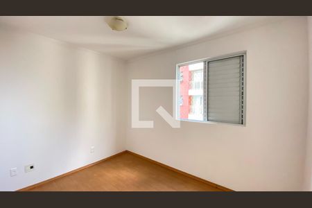Apartamento à venda com 75m², 3 quartos e 1 vagaQuarto 2