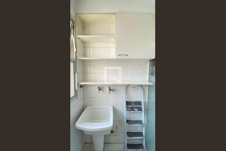 Apartamento à venda com 75m², 3 quartos e 1 vagaÁrea de Serviço