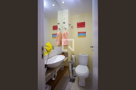 Apartamento à venda com 115m², 3 quartos e 1 vaga Apartamento à venda com 115m², 3 quartos e 1 vagaLavabo