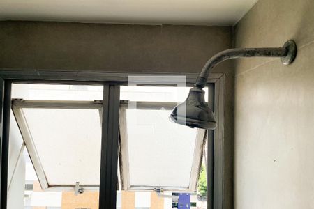 Apartamento para alugar com 72m², 2 quartos e 2 vagas Apartamento para alugar com 72m², 2 quartos e 2 vagasBanheiro