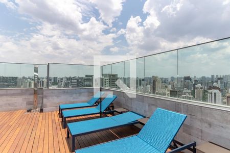 Studio para alugar com 32m², 1 quarto e sem vagaÁrea comum - Piscina