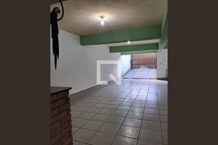 Casa à venda com 210m², 3 quartos e 5 vagas