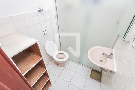 Banheiro de apartamento para alugar com 1 quarto, 50m² em Aclimação, São Paulo