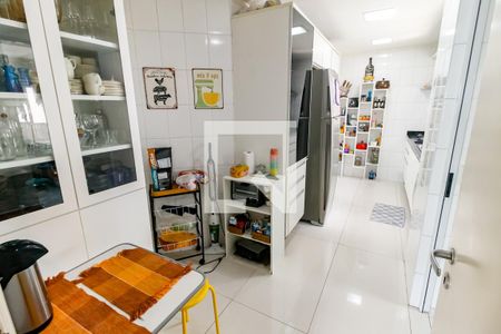 Apartamento à venda com 120m², 3 quartos e 2 vagasEscritório