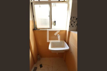 Apartamento para alugar com 85m², 2 quartos e 2 vagasCozinha e Área de Serviço