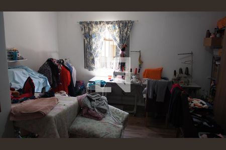 Casa à venda com 300m², 4 quartos e 1 vagaQuarto Suíte 1