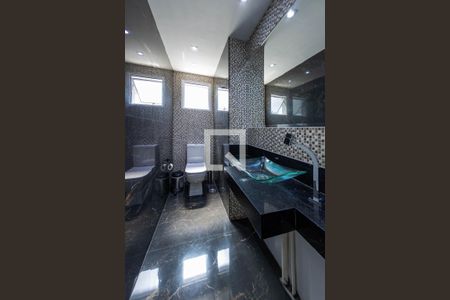 Apartamento à venda com 115m², 3 quartos e 2 vagasBanheiro 1