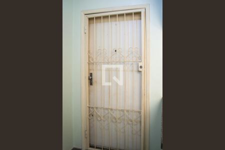 Apartamento para alugar com 56m², 2 quartos e sem vagaPorta de entrada