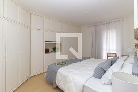 Apartamento à venda com 310m², 4 quartos e 3 vagasSuíte 2