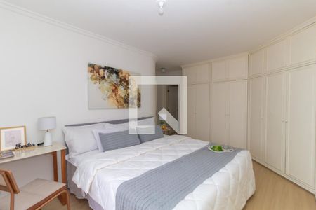 Apartamento à venda com 310m², 4 quartos e 3 vagasSuíte 2