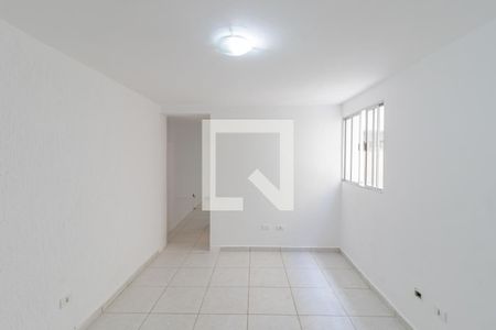 Sala de casa para alugar com 2 quartos, 60m² em Vila Brasilina, São Paulo