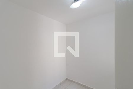 Quarto 2 de casa para alugar com 2 quartos, 60m² em Vila Brasilina, São Paulo