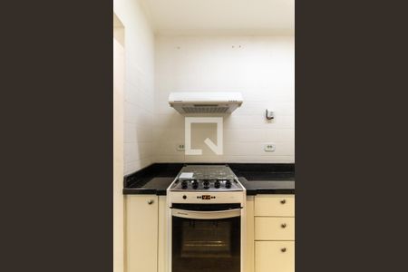 Cozinha - Fogão de kitnet/studio para alugar com 1 quarto, 39m² em Santa Cecilia, São Paulo