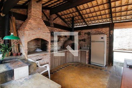 Casa à venda com 386m², 4 quartos e 4 vagasChurrasqueira