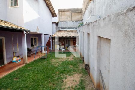 Casa à venda com 386m², 4 quartos e 4 vagasArea Externa