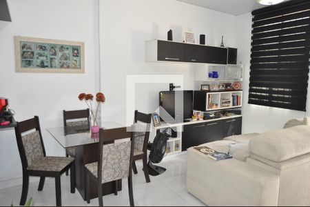 Sala de casa para alugar com 2 quartos, 69m² em Engenho Novo, Rio de Janeiro