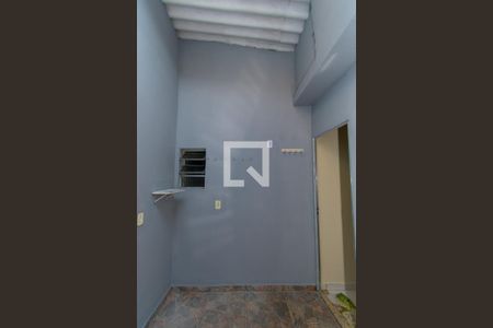 Casa para alugar com 67m², 2 quartos e 1 vagaÁrea de Serviço