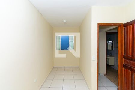 Quarto 2 de casa para alugar com 2 quartos, 67m² em Parque Pereira, São Paulo