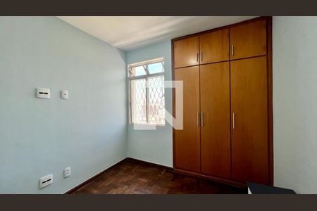 quarto 1 de apartamento à venda com 2 quartos, 125m² em Alto Barroca, Belo Horizonte