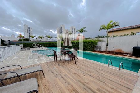 Apartamento à venda com 85m², 2 quartos e 2 vagasÁrea comum - Piscina