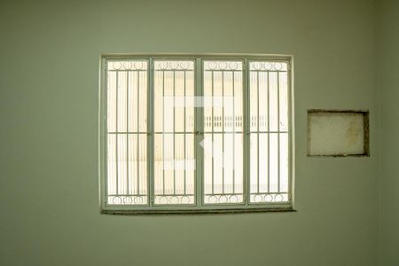 Casa para alugar com 80m², 2 quartos e 1 vaga Casa para alugar com 80m², 2 quartos e 1 vagaSuíte