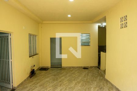 Casa para alugar com 80m², 2 quartos e 1 vaga Casa para alugar com 80m², 2 quartos e 1 vagaGaragem