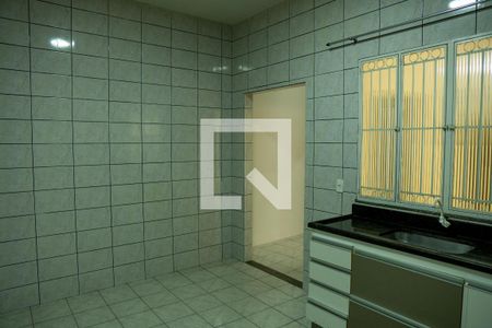 Casa para alugar com 80m², 2 quartos e 1 vaga Casa para alugar com 80m², 2 quartos e 1 vagaCozinha